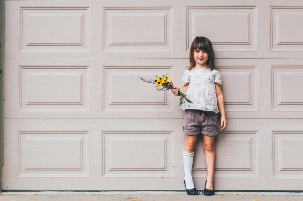 What is the best thickness for a garage door?